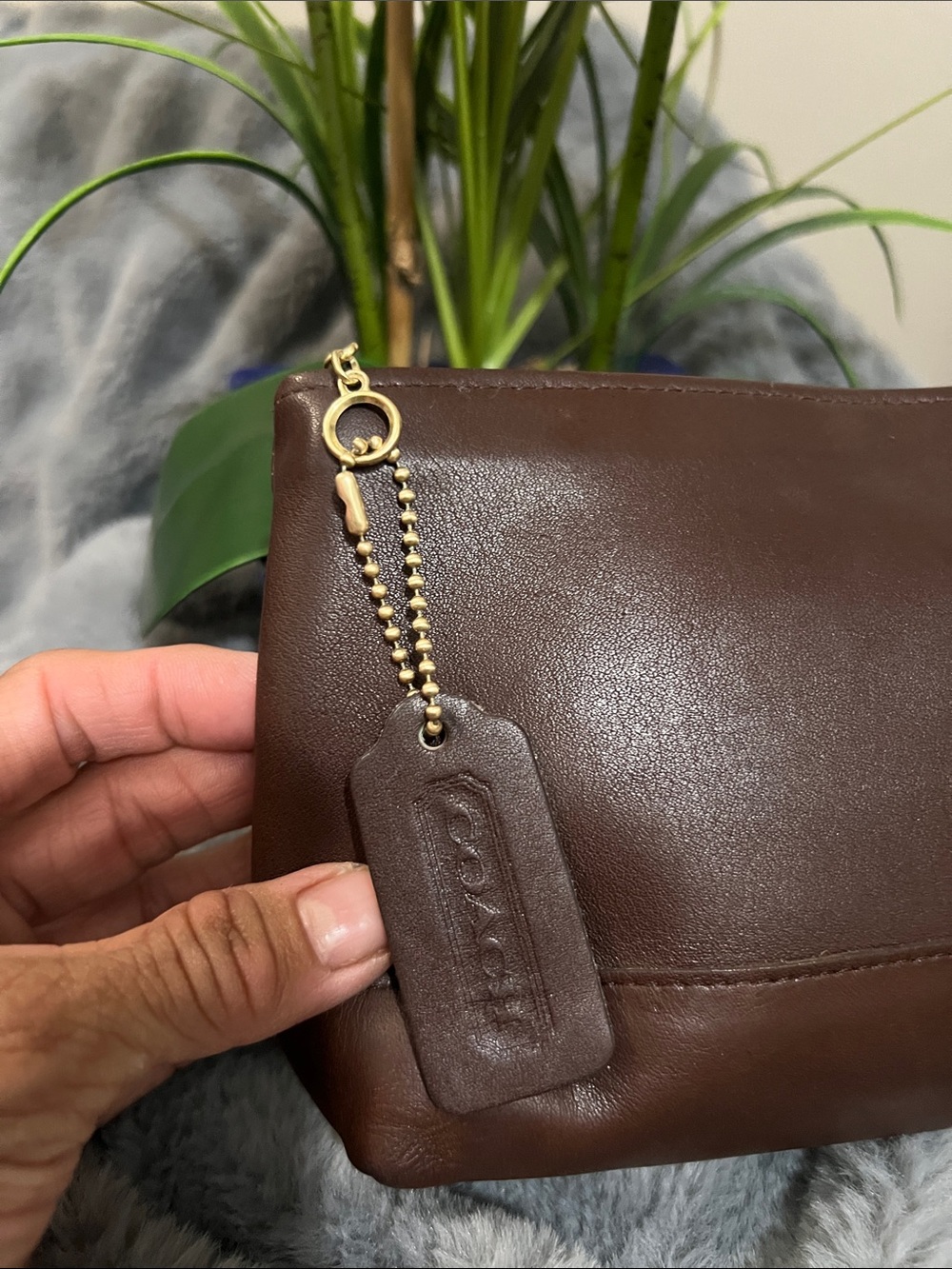 Coach Vintage Mahogany Brown Leather Cosmetic Clutch EUC - Picture 2 of 8